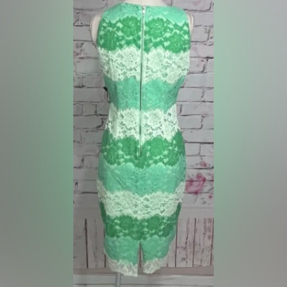 New York & company sleeveless green lace color block sheath dress - Picture 2 of 10